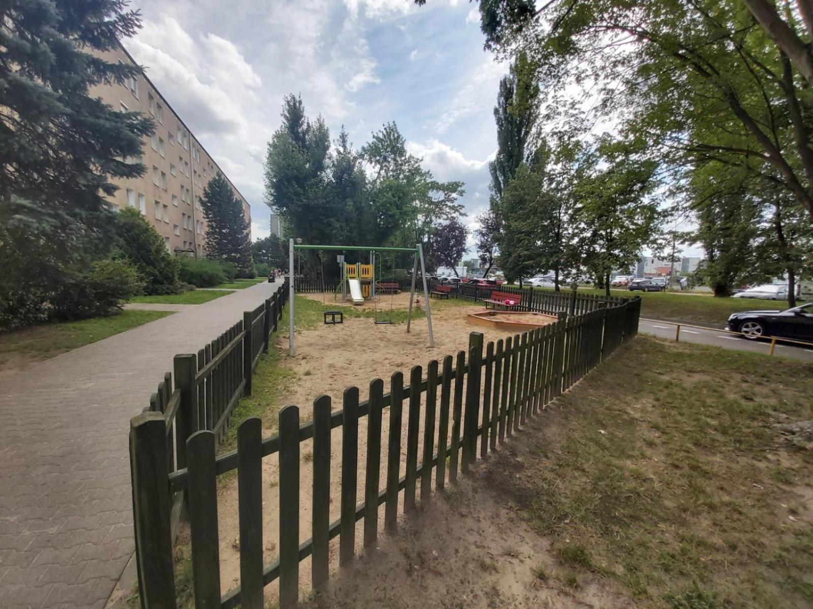 2050 Zwyciestwa 23 - Tanie Pokoje - Samodzielne Zameldowanie - Self Check In Poznan Bagian luar foto